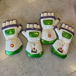 Disney parks buzz lightyear gloves